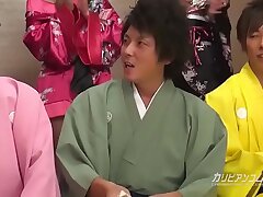 Japanese Femme Fatale Ascends to Nakadashi